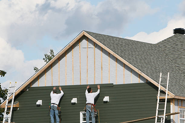 Professional Siding Contractor technician working in Clarksville, IN